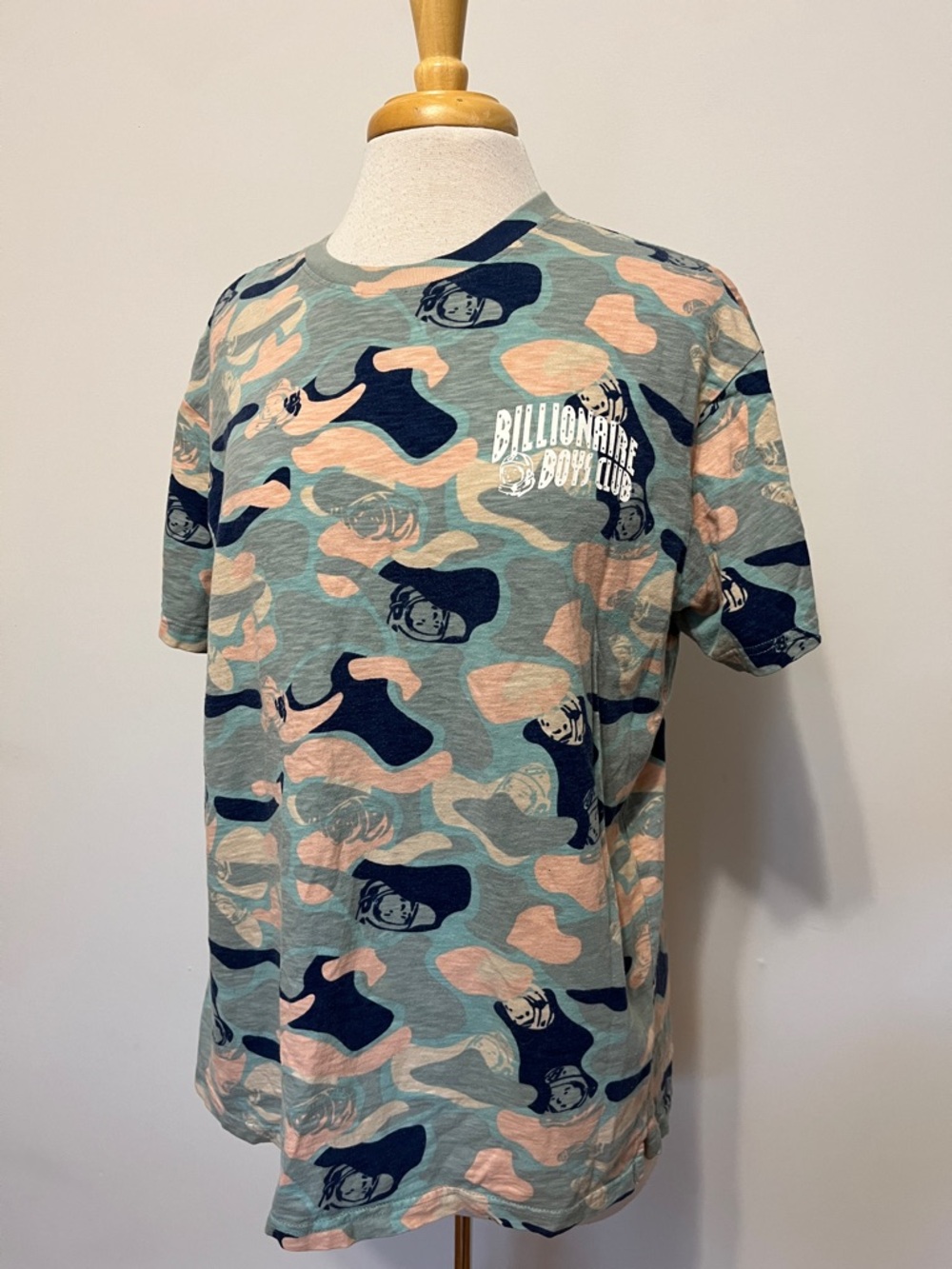 BILLIONAIRE BOYS CLUB CAMO ASTRONAUT TEE SHIRT SIZE LARGE